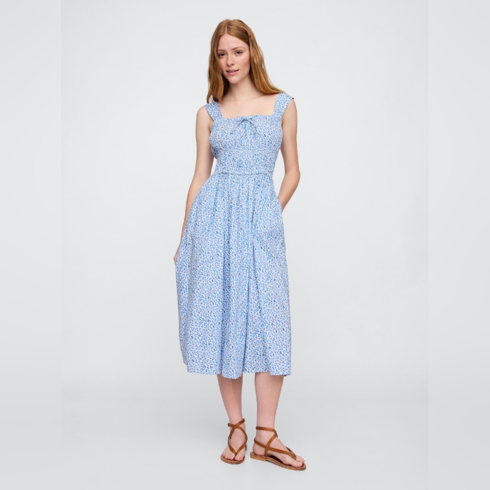 NWT GAP Smocked Midi Dress Light Blue Floral - Picture 1 of 6